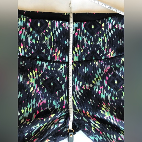 Victoria's Secret VSX Sport Psychedelic Print Neon Accents sz Medium Pants Yoga - Picture 12 of 16